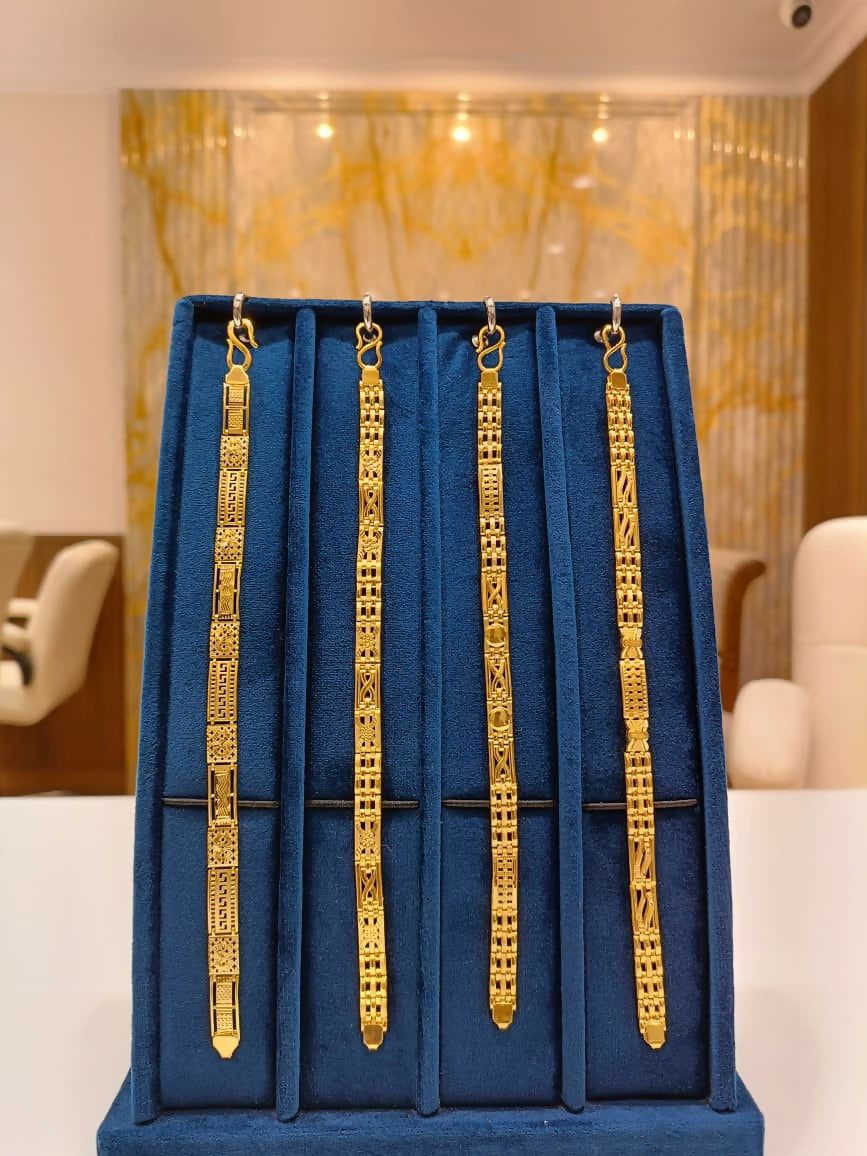 Handmade Gents Bracelets Sarafa Bazar India