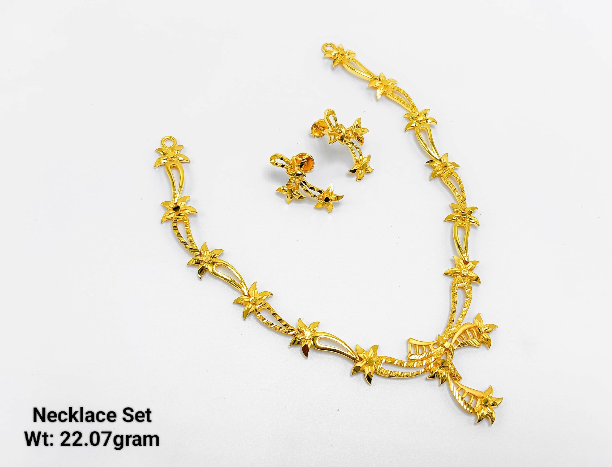 Necklace Set Sarafa Bazar India