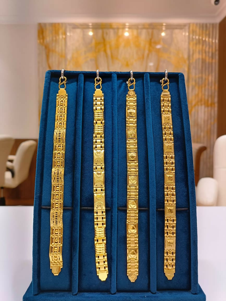 Handmade Gents Bracelets Sarafa Bazar India