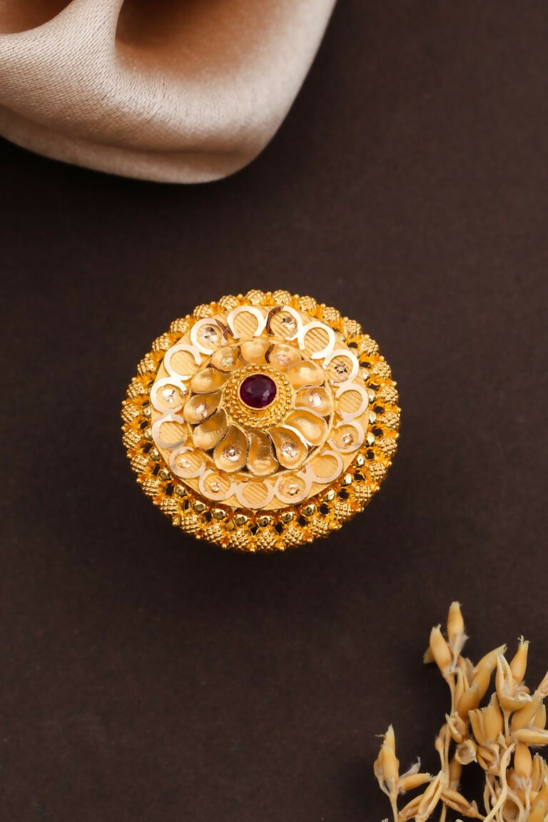 Gold Ladies Ring Sarafa Bazar India