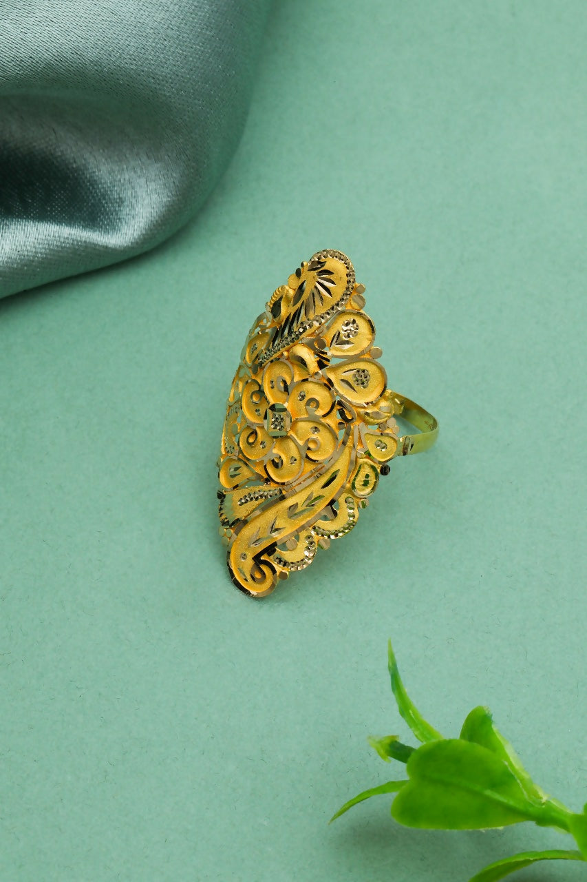 Gold Ladies Rings Sarafa Bazar India