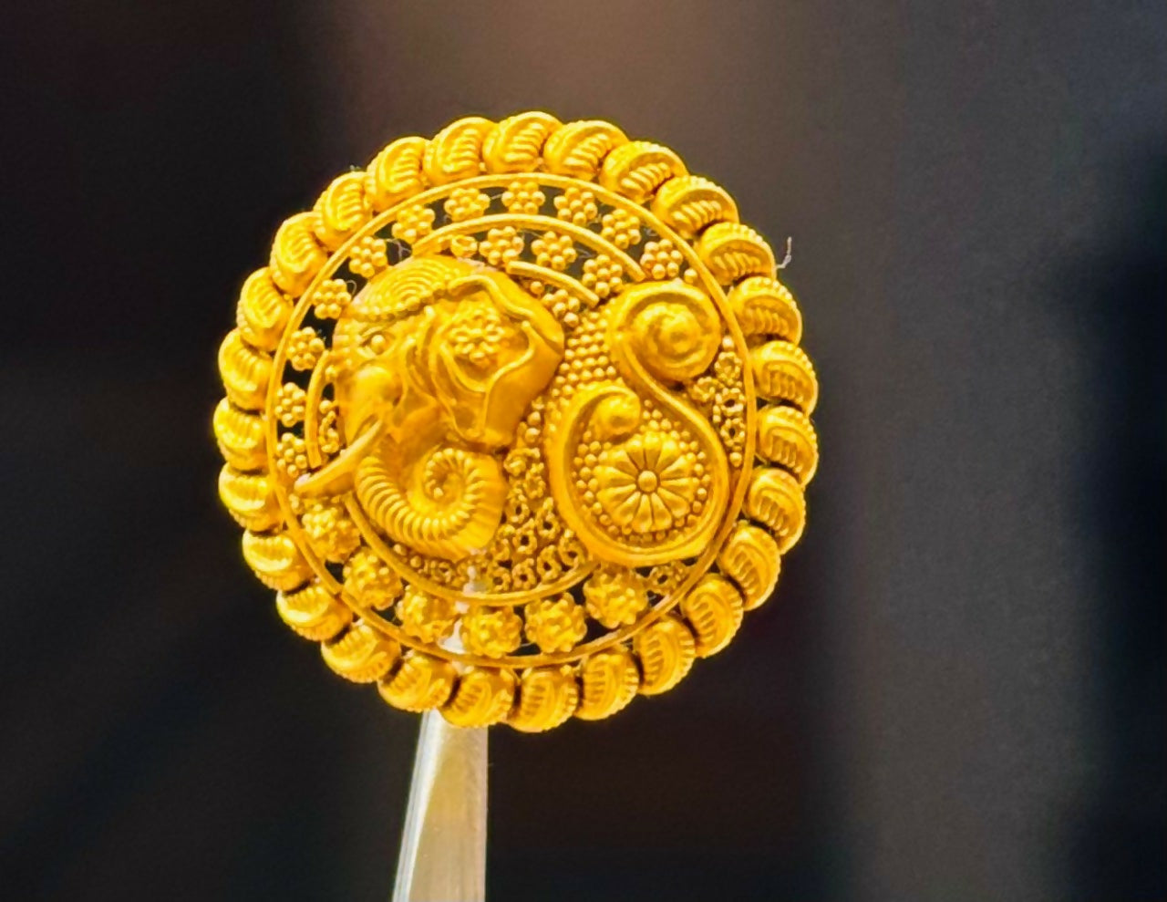 Antique Ladies Ring Sarafa Bazar India