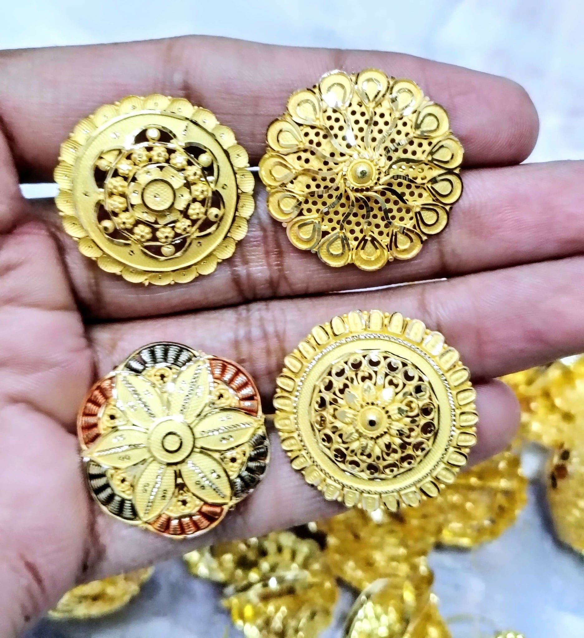 Gold Ladies Rings Sarafa Bazar India