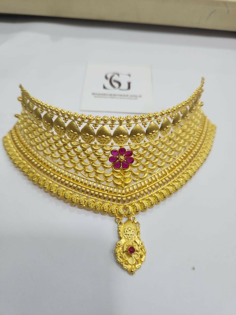 Gold Choker Sarafa Bazar India