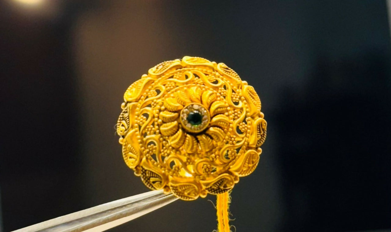 Antique Ladies Ring Sarafa Bazar India