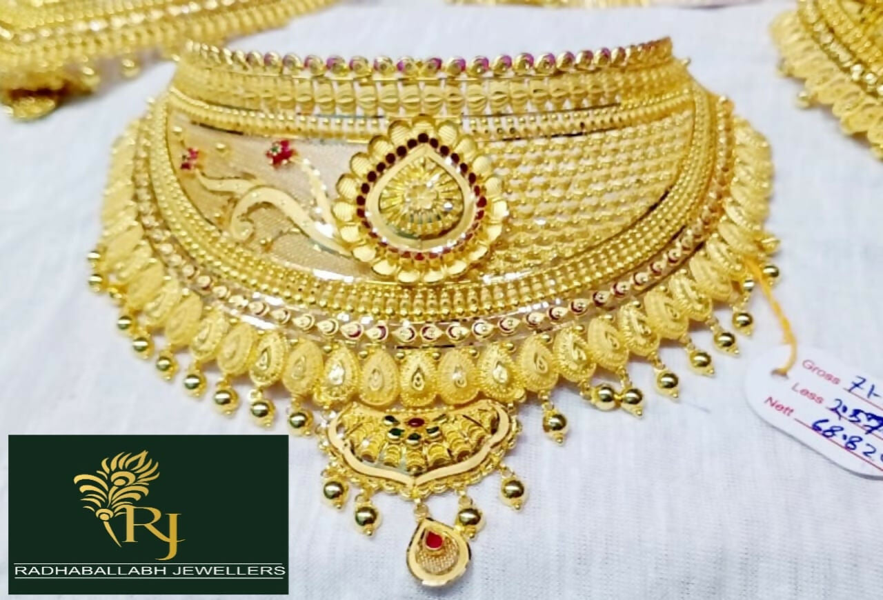 Gold Choker Sarafa Bazar India