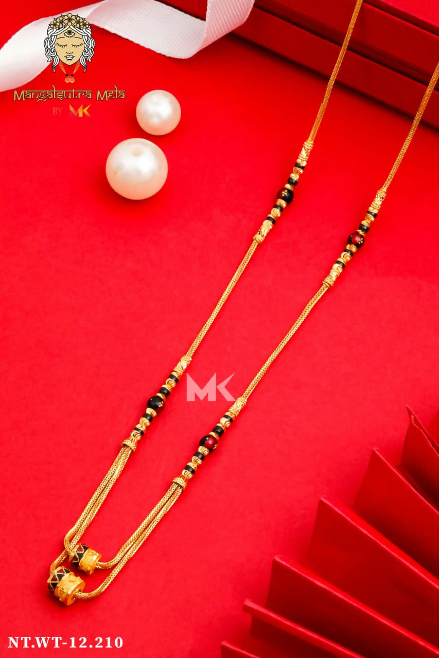 Gold Mangalsutra Sarafa Bazar India