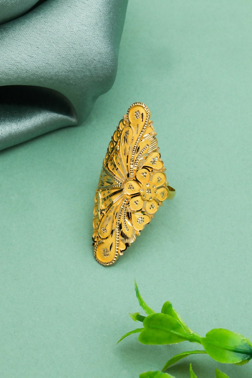 Gold Ladies Rings Sarafa Bazar India