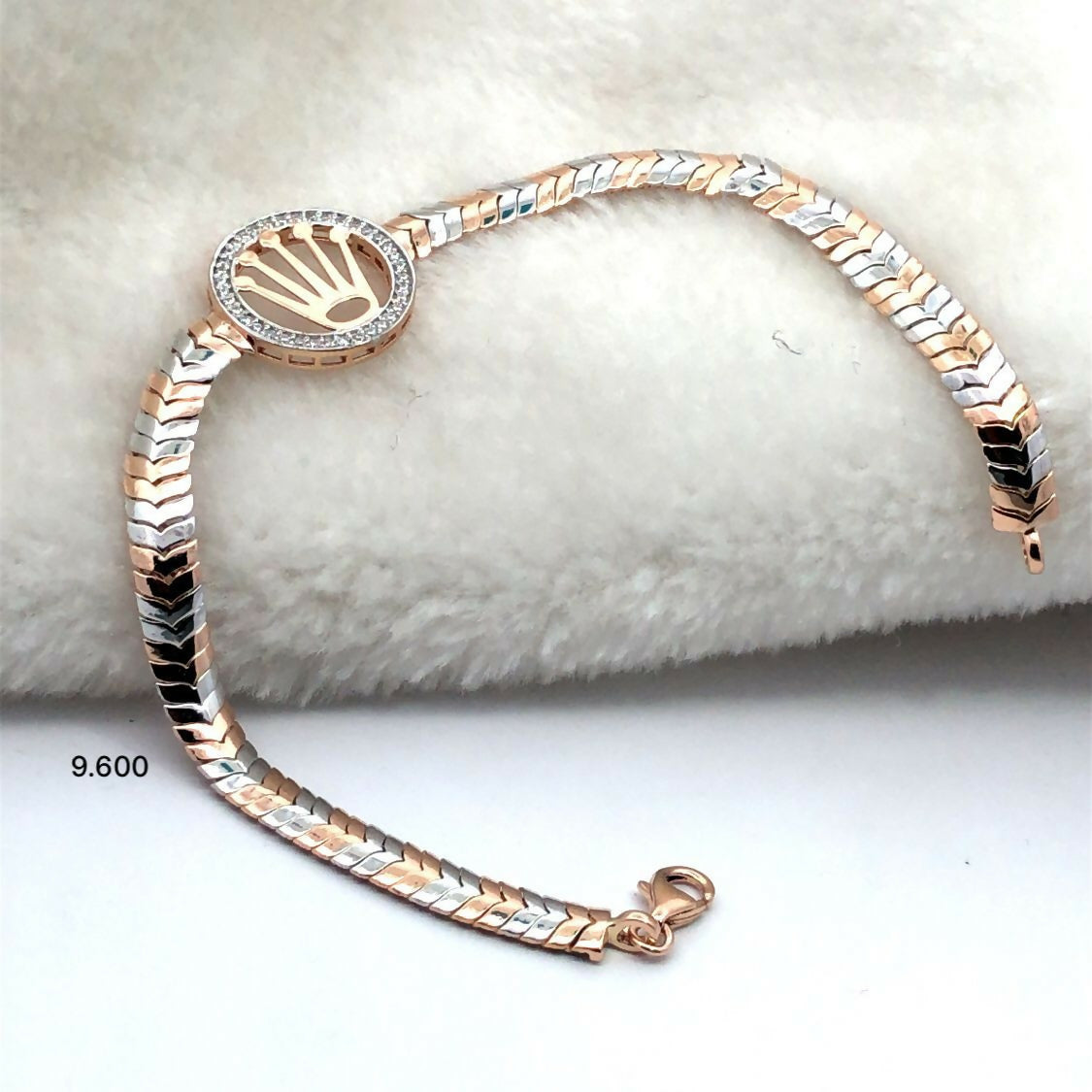 Rose Gold Ladies Bracelet Sarafa Bazar India