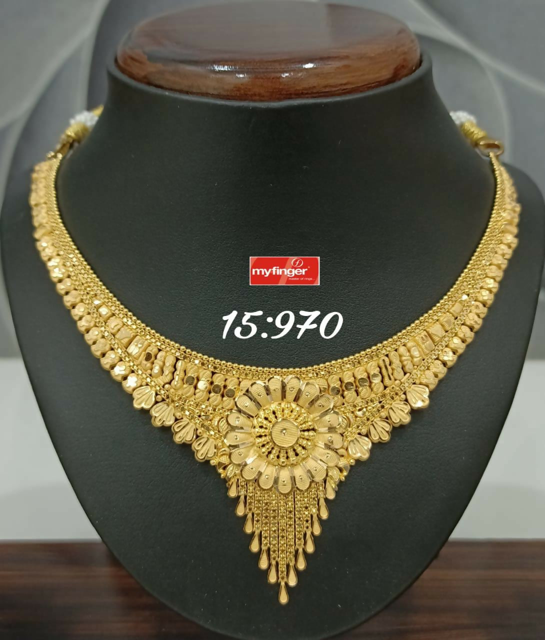 Gold Necklace Sarafa Bazar India