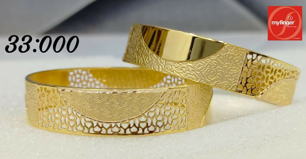 Gold Bangles Sarafa Bazar India