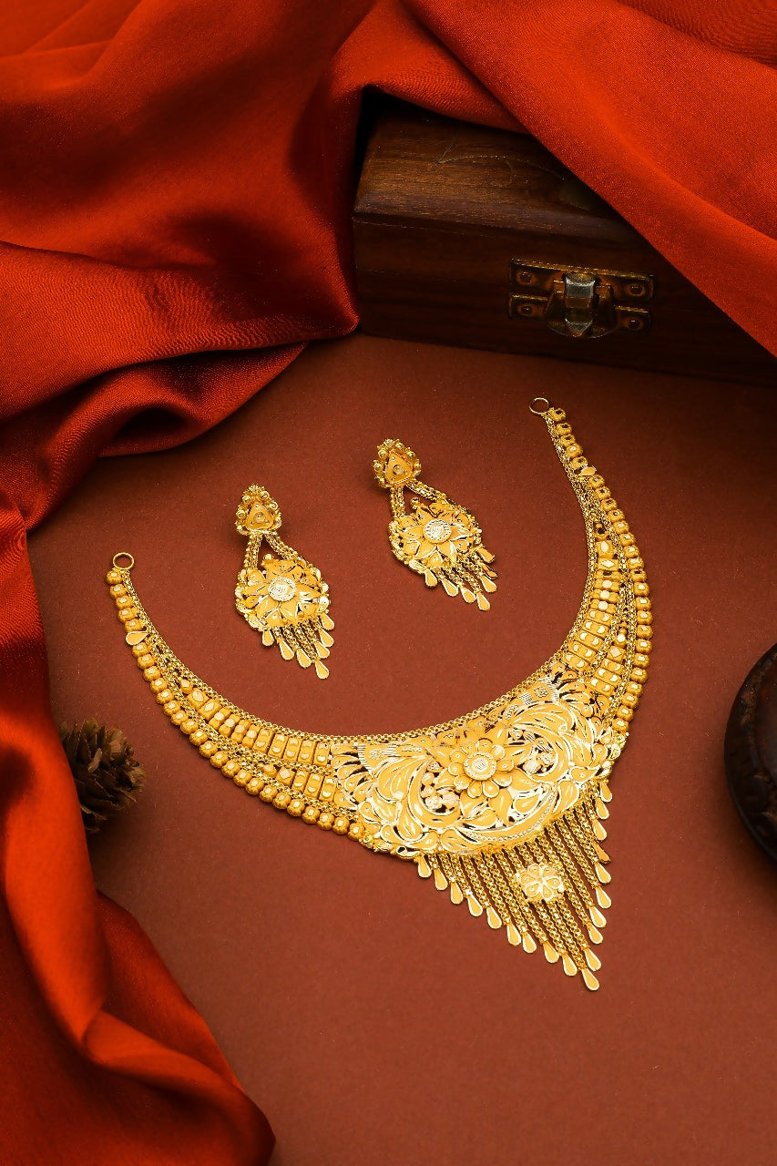 Gold Necklace Sarafa Bazar India