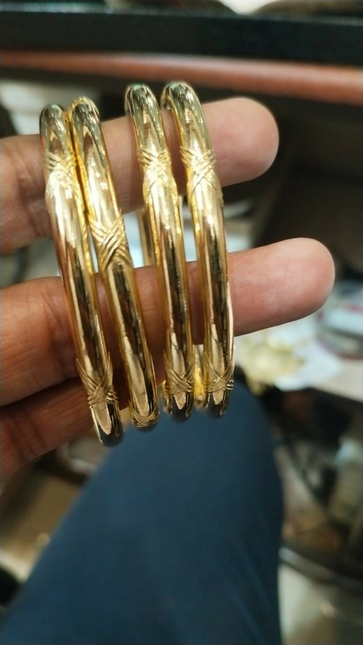 Gold Bangles Sarafa Bazar India