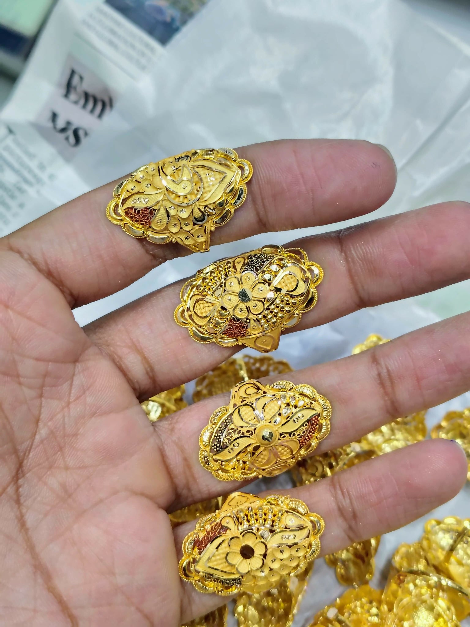 Gold Ladies Rings Sarafa Bazar India