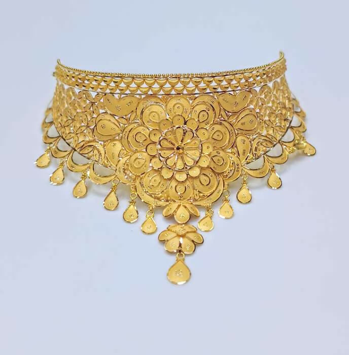 Gold Choker Sarafa Bazar India