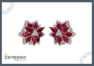 14K Gold Diamond Stud Earrings With Kite Stone