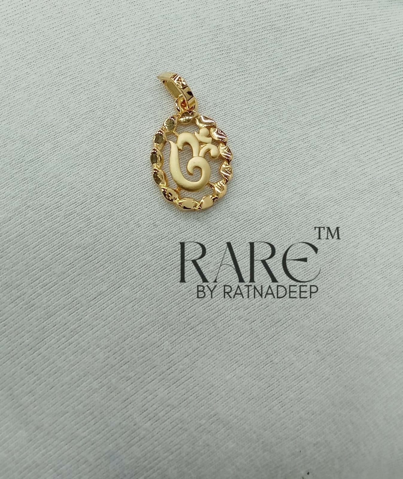 Casting God Pendant Sarafa Bazar India