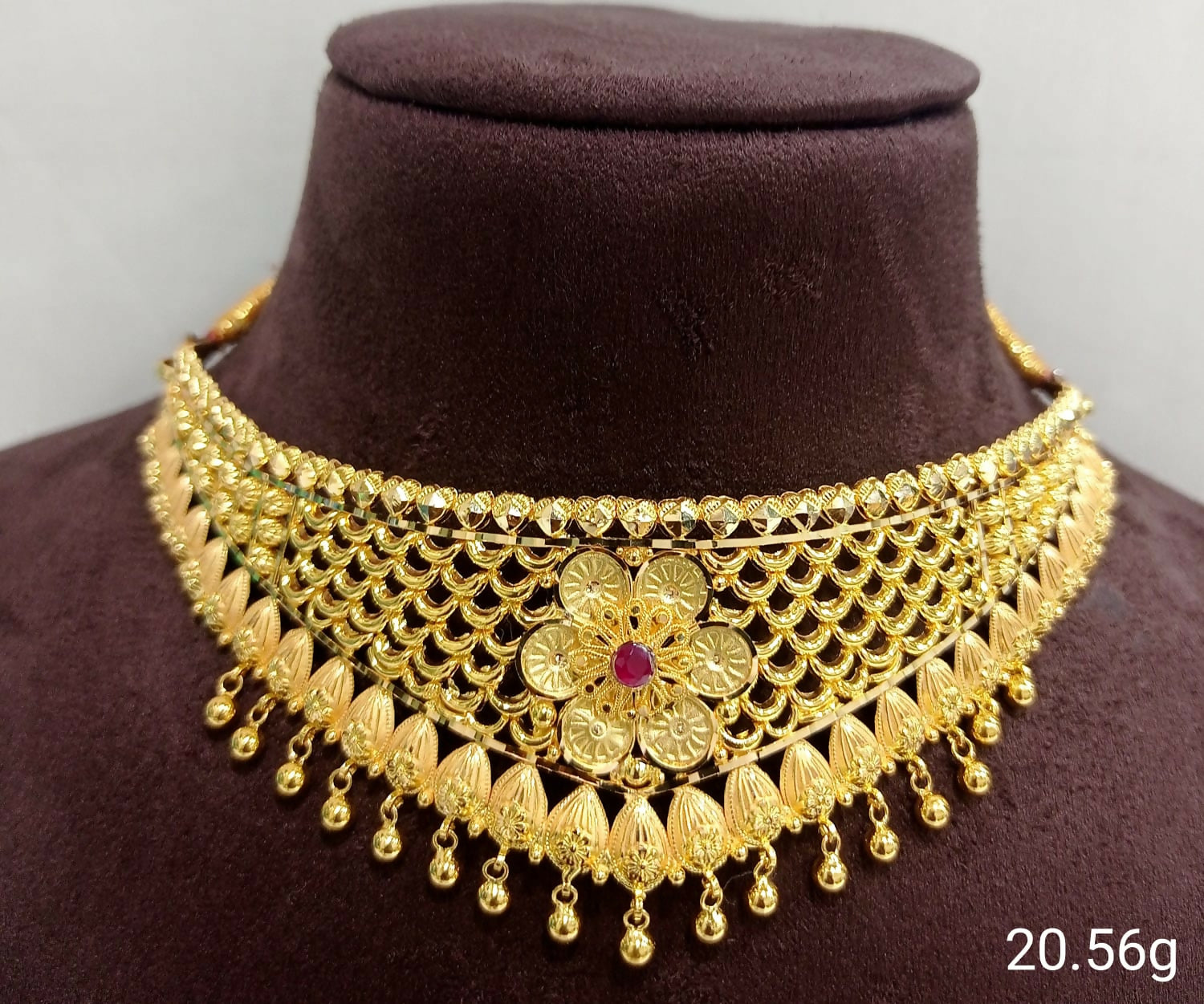 Gold Choker Sarafa Bazar India