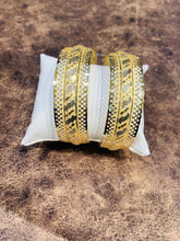 Bombay Fancy Bangles Sarafa Bazar India