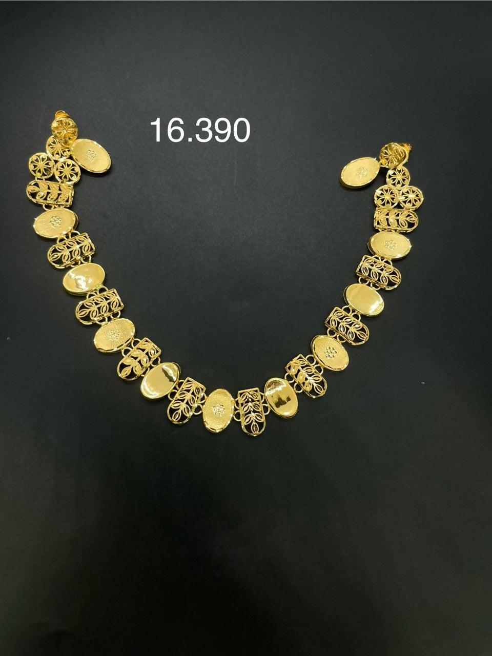 18kt & 22kt Yellow Dubai Set Sarafa Bazar India