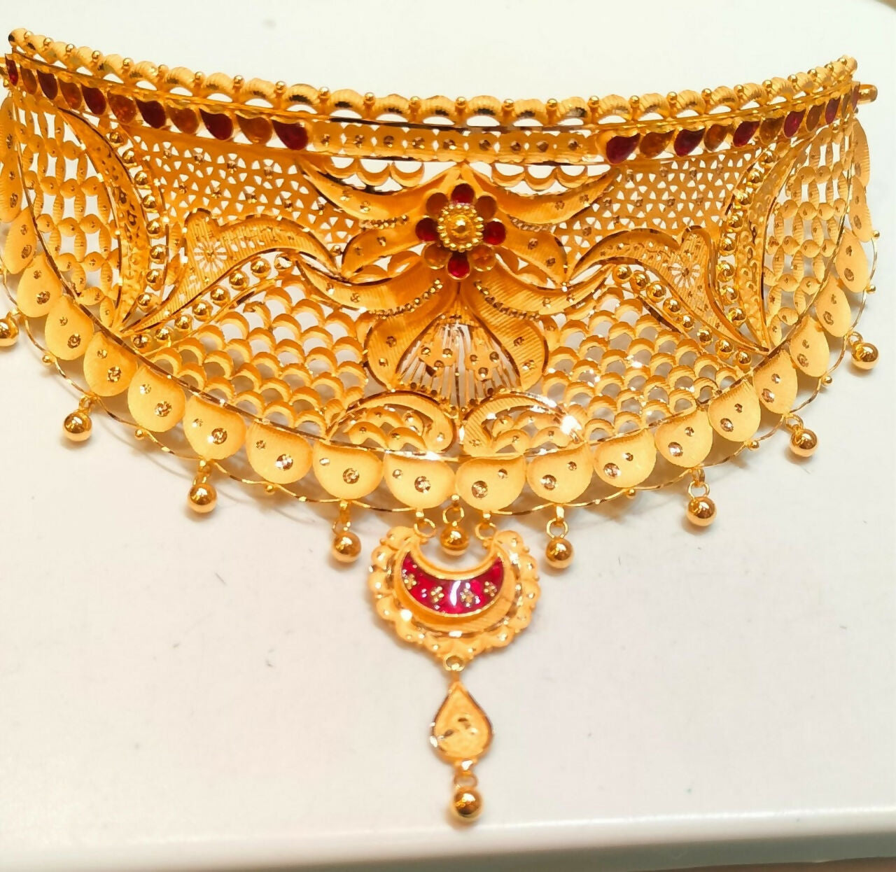 Gold Choker Sarafa Bazar India