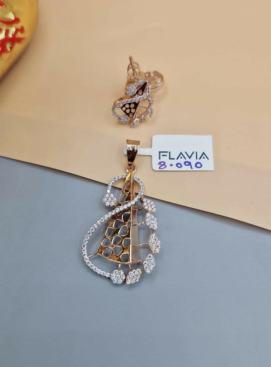 18kt Rose Gold Pendant Set 2