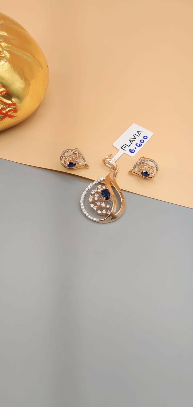 18kt Rose Gold Pendant Set Sarafa Bazar India