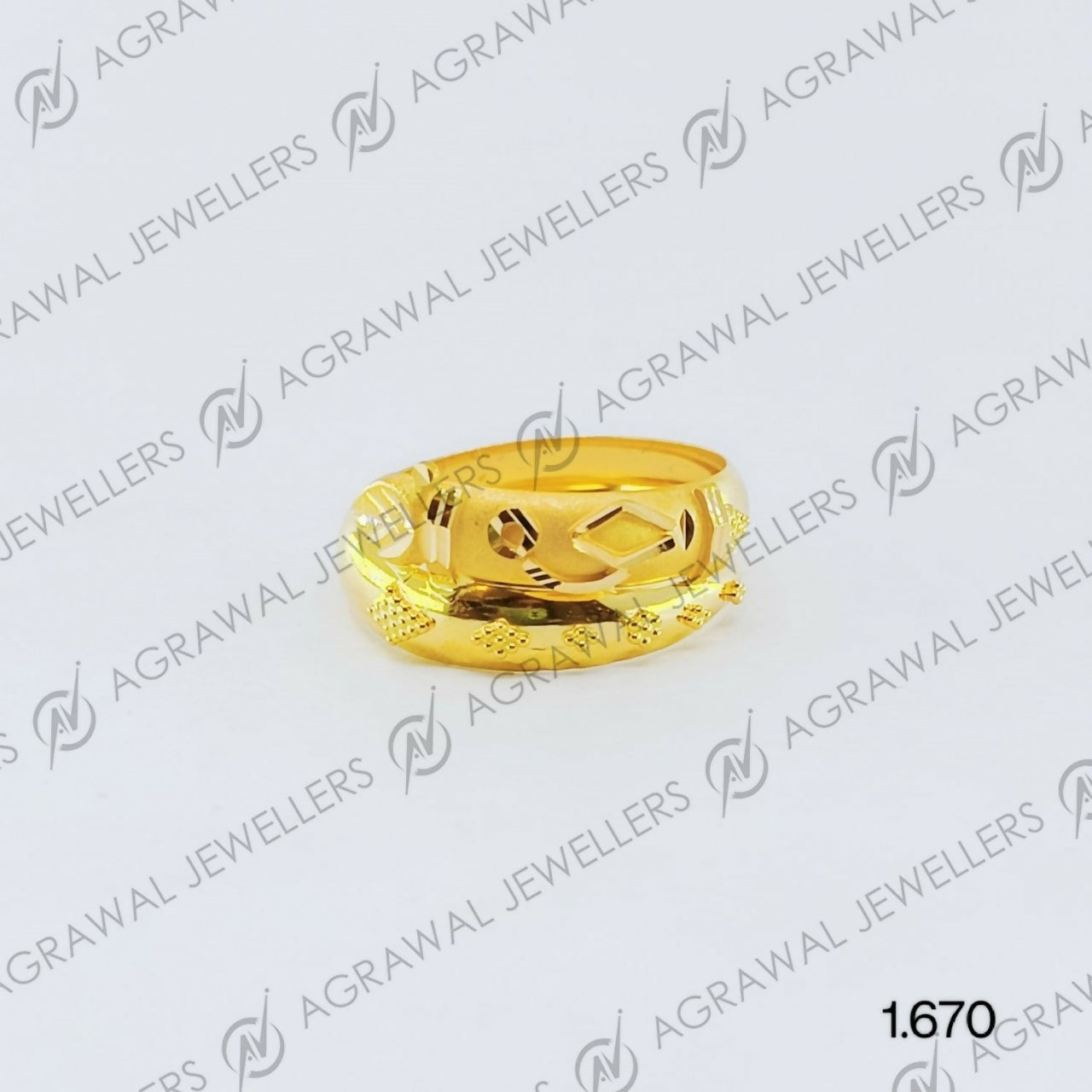 Gold Ladies Ring Sarafa Bazar India