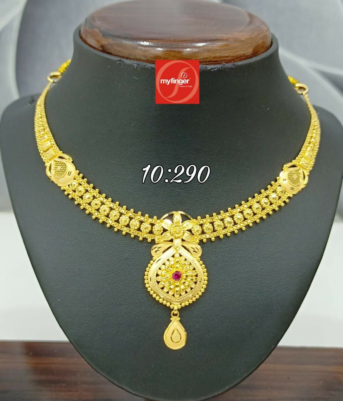 Gold Necklace Sarafa Bazar India