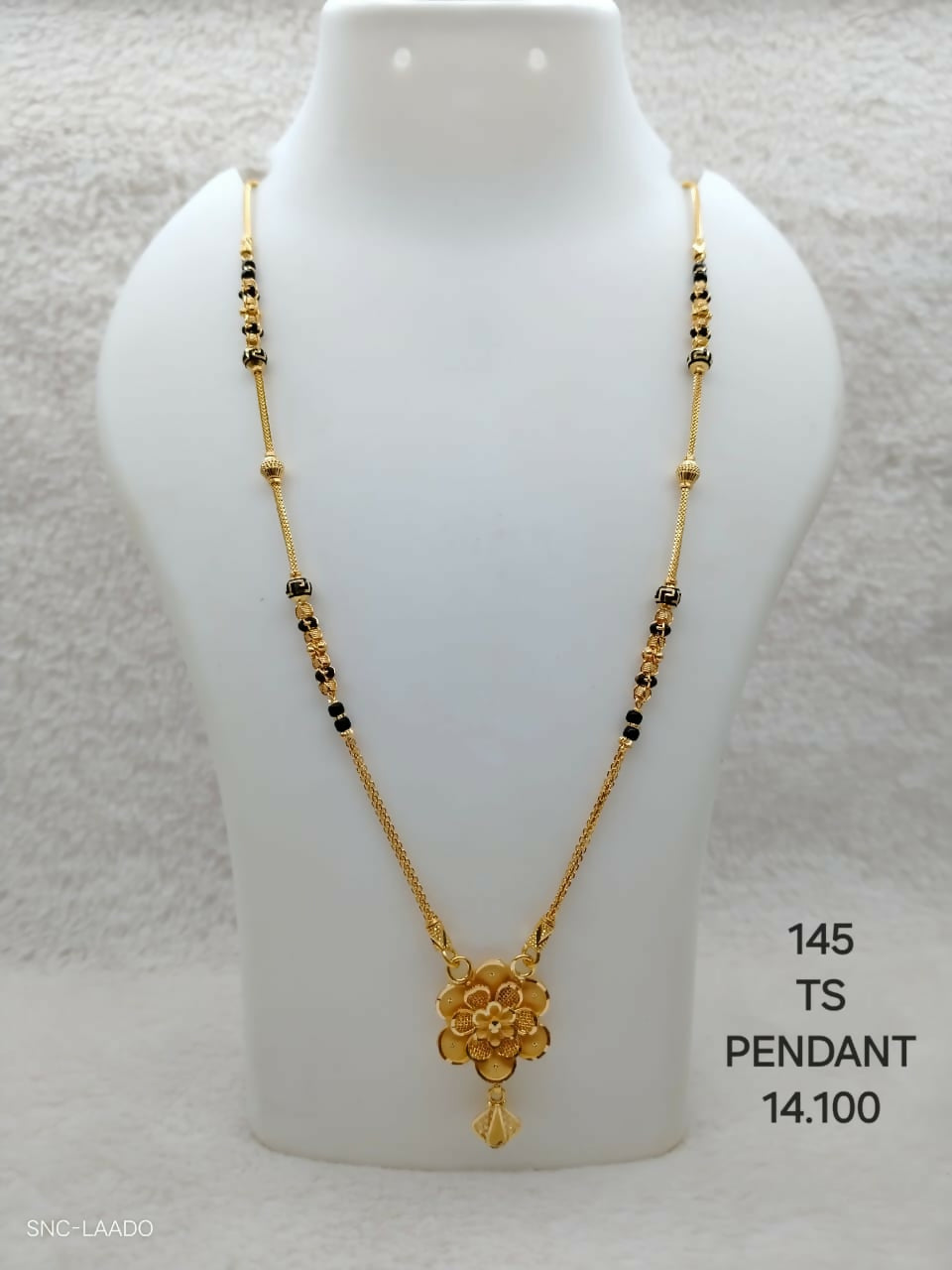 TS Mangalsutra Pendant Sarafa Bazar India