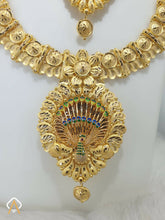 Gold Necklace & Long Set Sarafa Bazar India