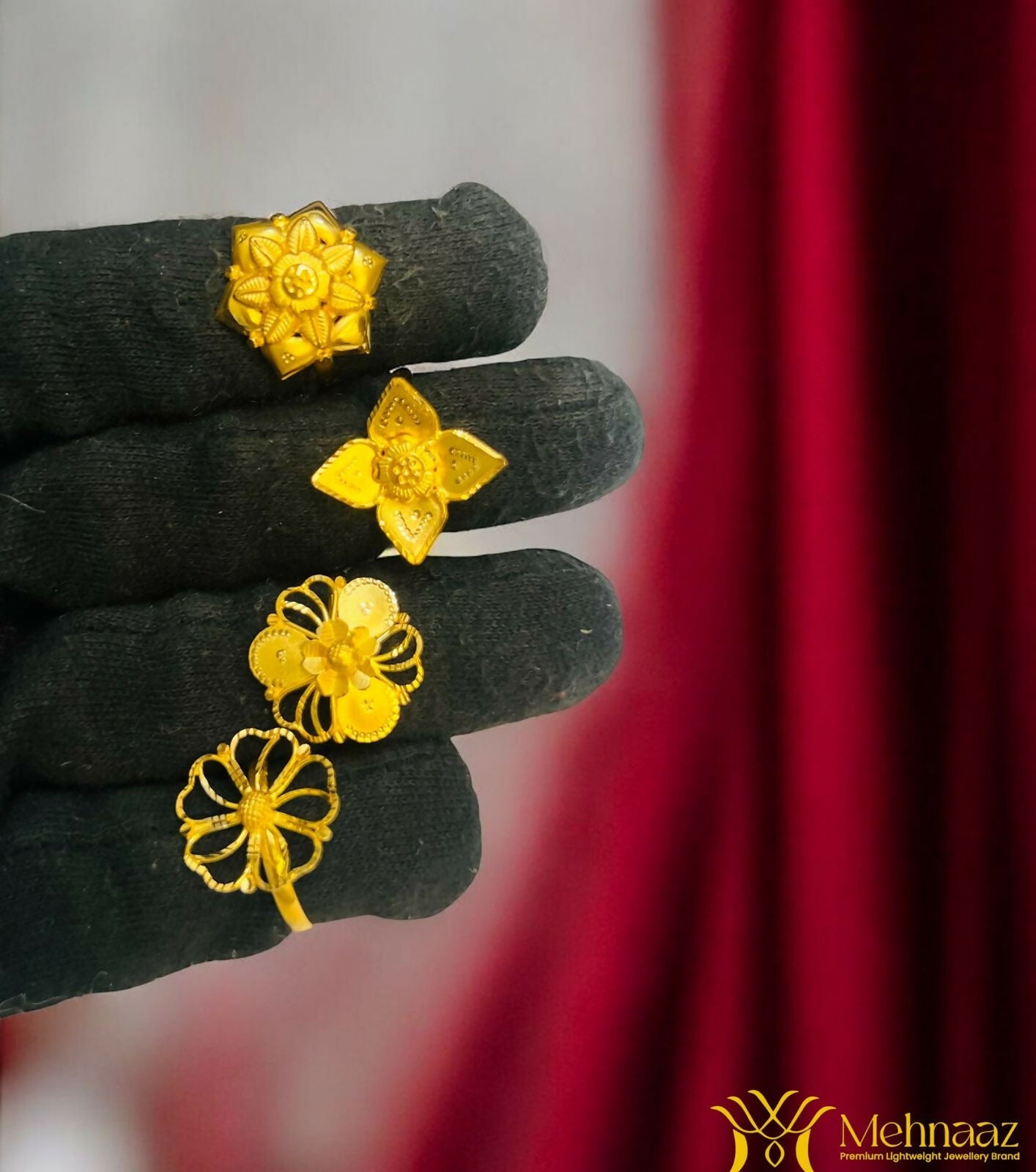 18kt Gold Ladies Rings Sarafa Bazar India