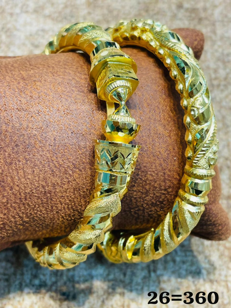 Nakashi Bangles Sarafa Bazar India