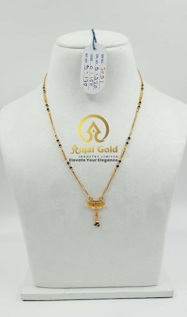 Gold Mangalsutra Sarafa Bazar India