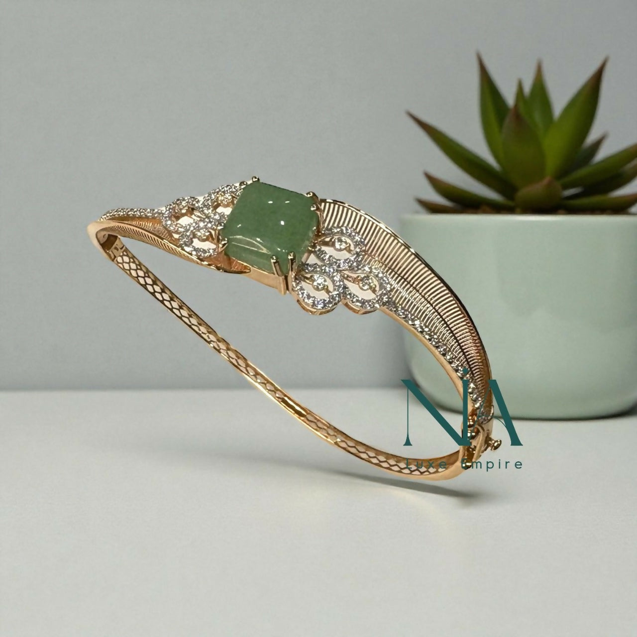 Italian Ladies Kada Sarafa Bazar India