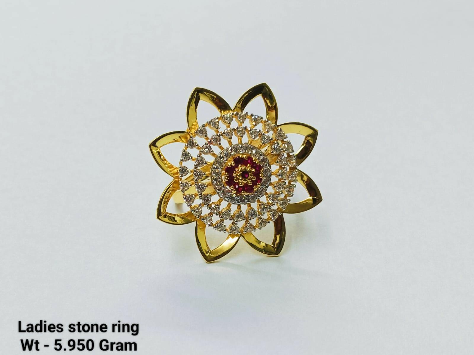 Ladies Stone Ring