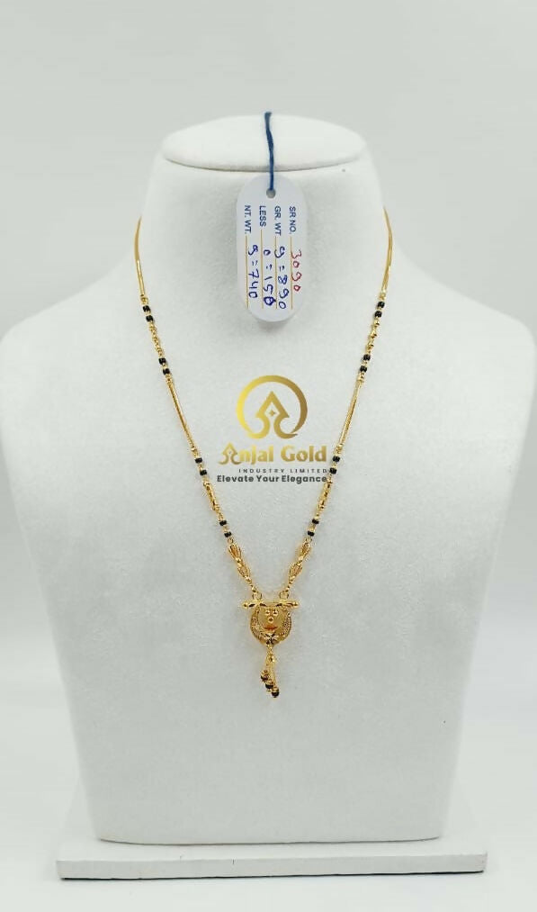 Gold Mangalsutra Sarafa Bazar India
