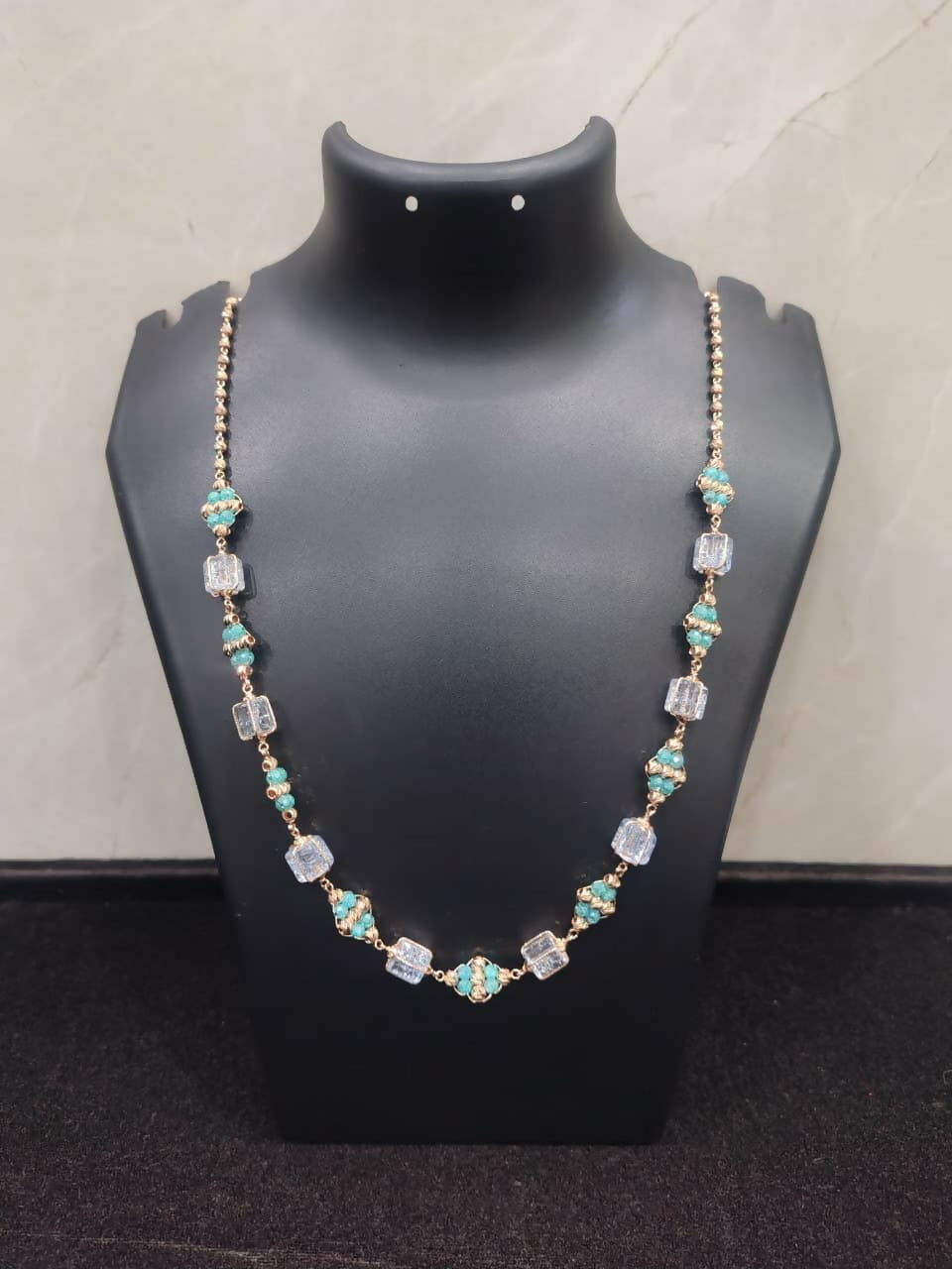 18kt Beads Mala Sarafa Bazar India