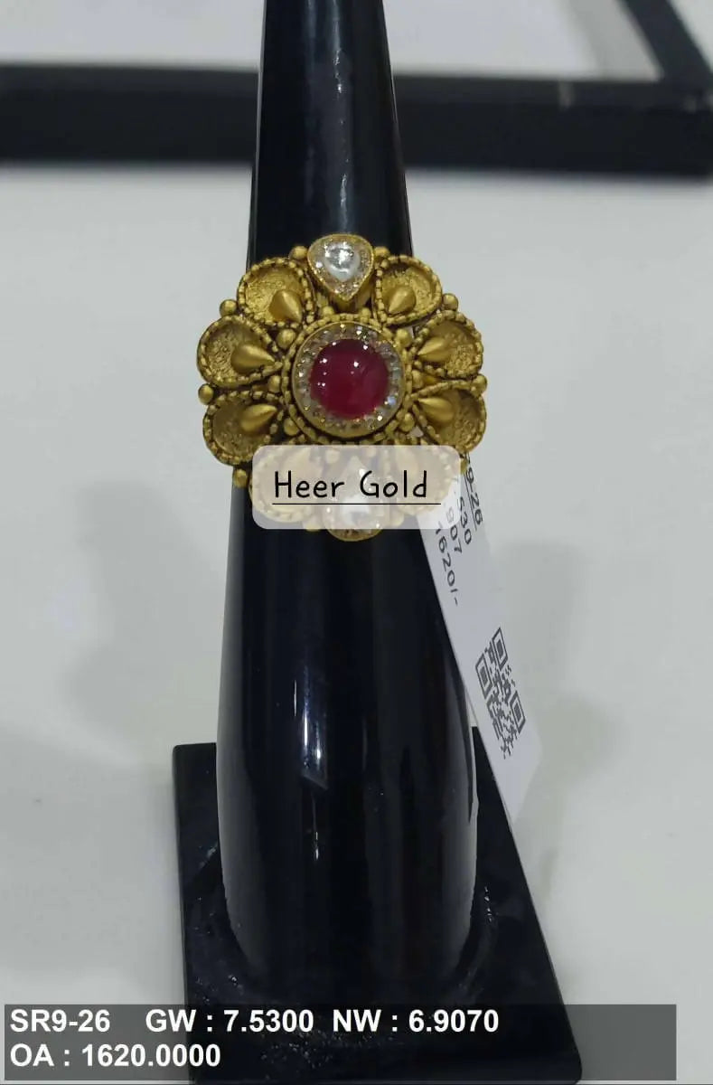 Antique Ladies Ring Sarafa Bazar India