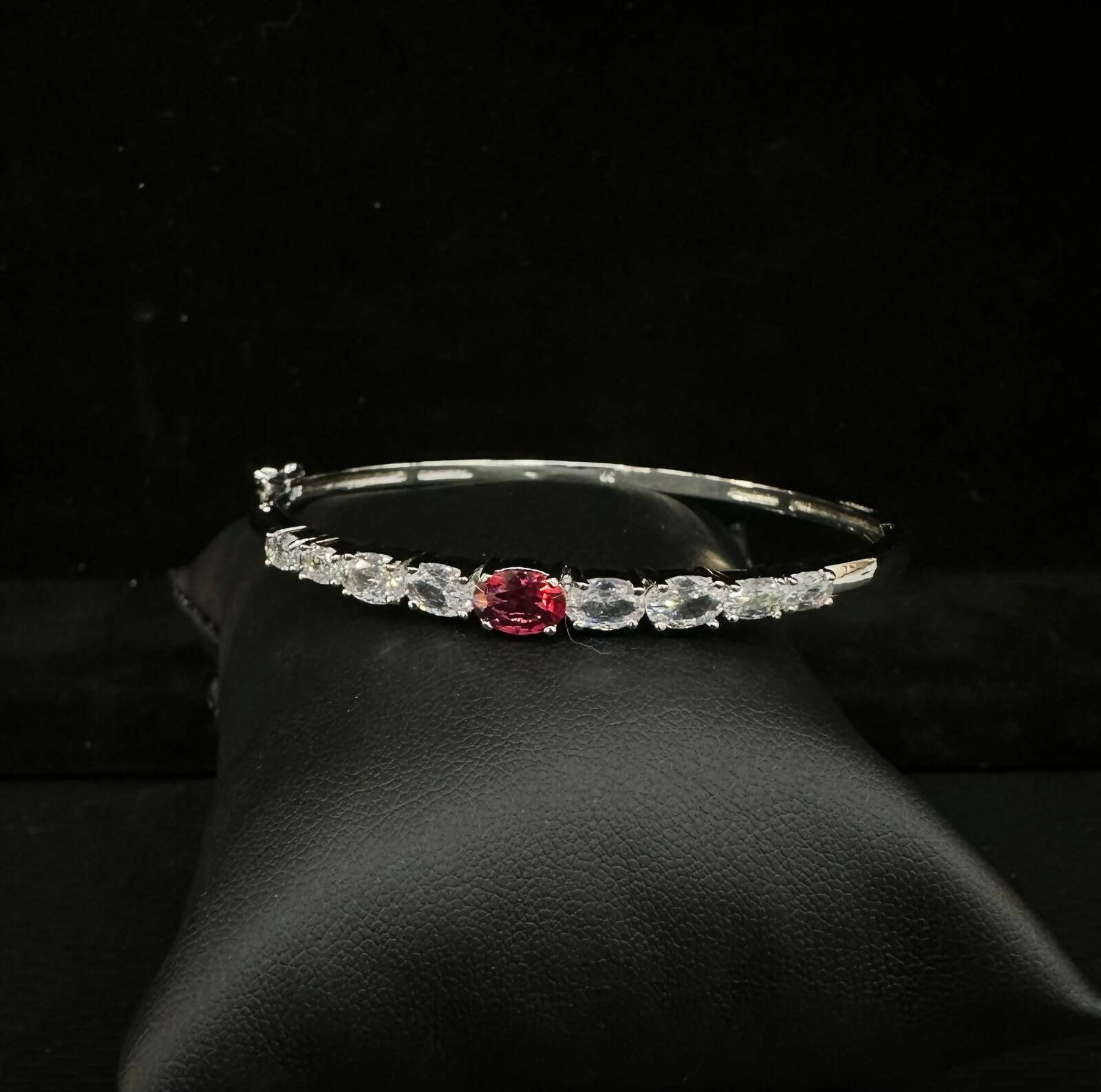 925 Silver Solitaire Bracelet Sarafa Bazar India