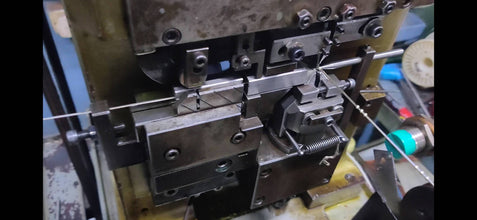 Ball/Clip making machine Sarafa Bazar