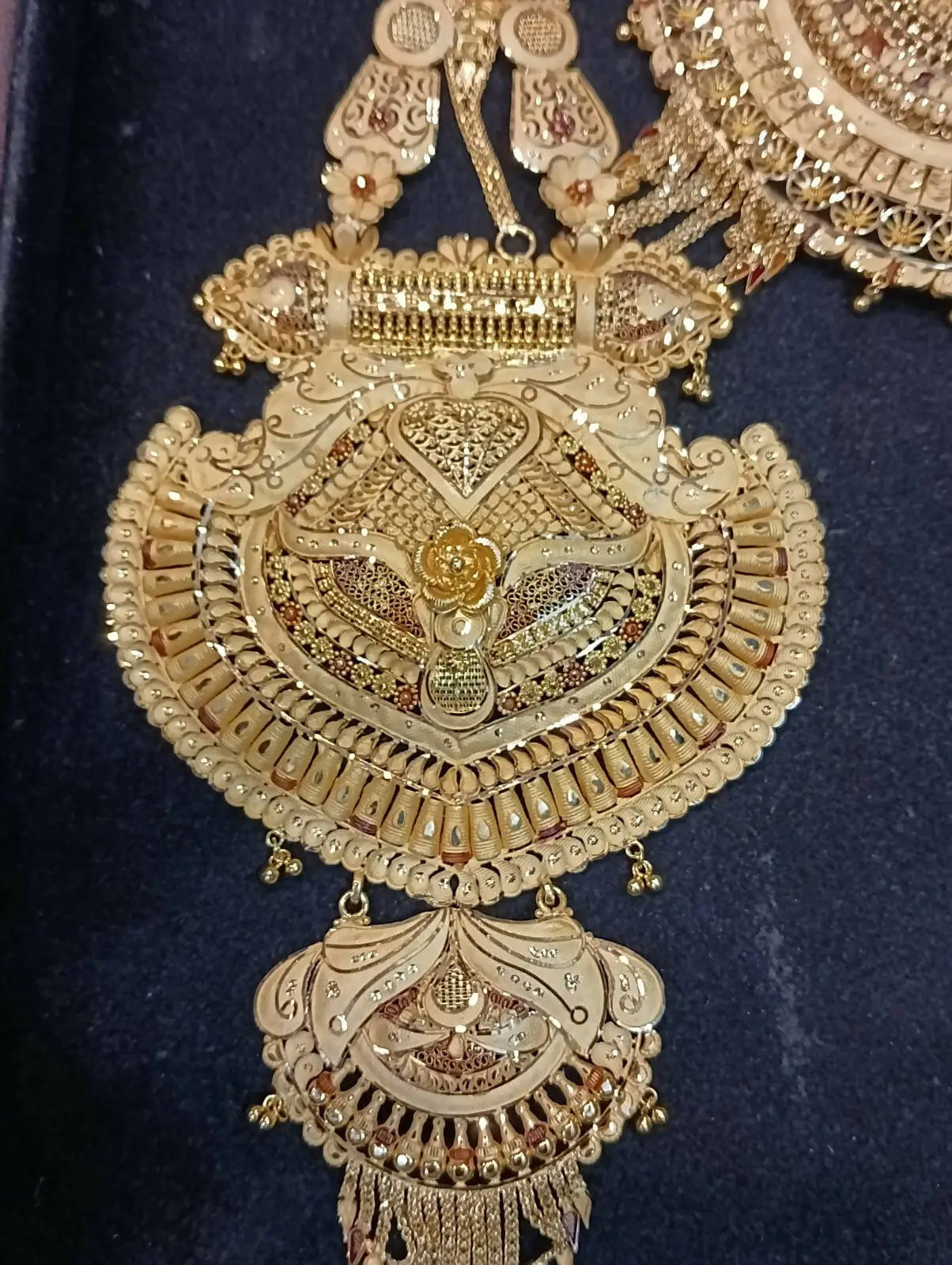 Gold Long Set Sarafa Bazar India