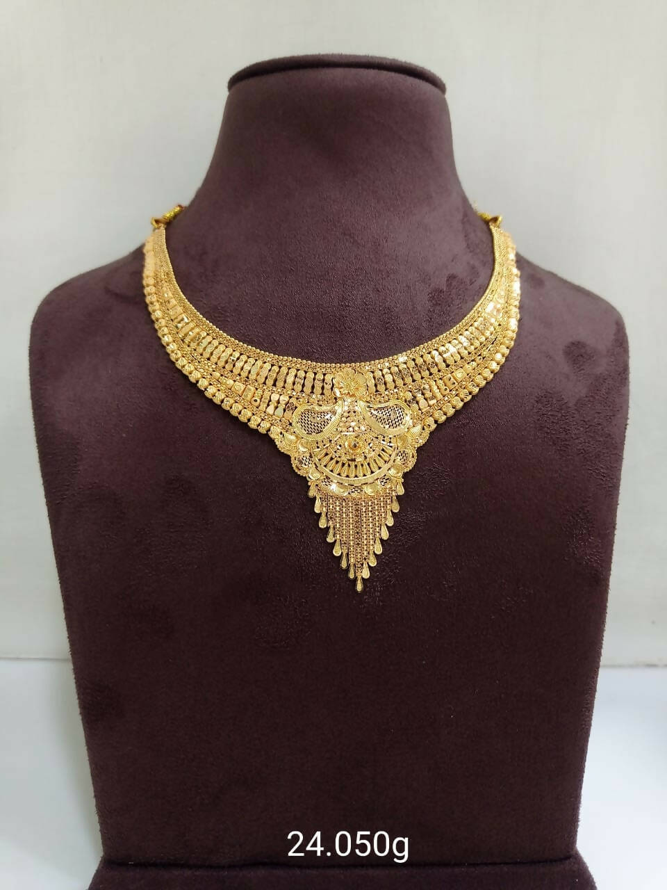 Gold Necklace Sarafa Bazar India