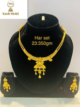 Gold necklace Sarafa Bazar India