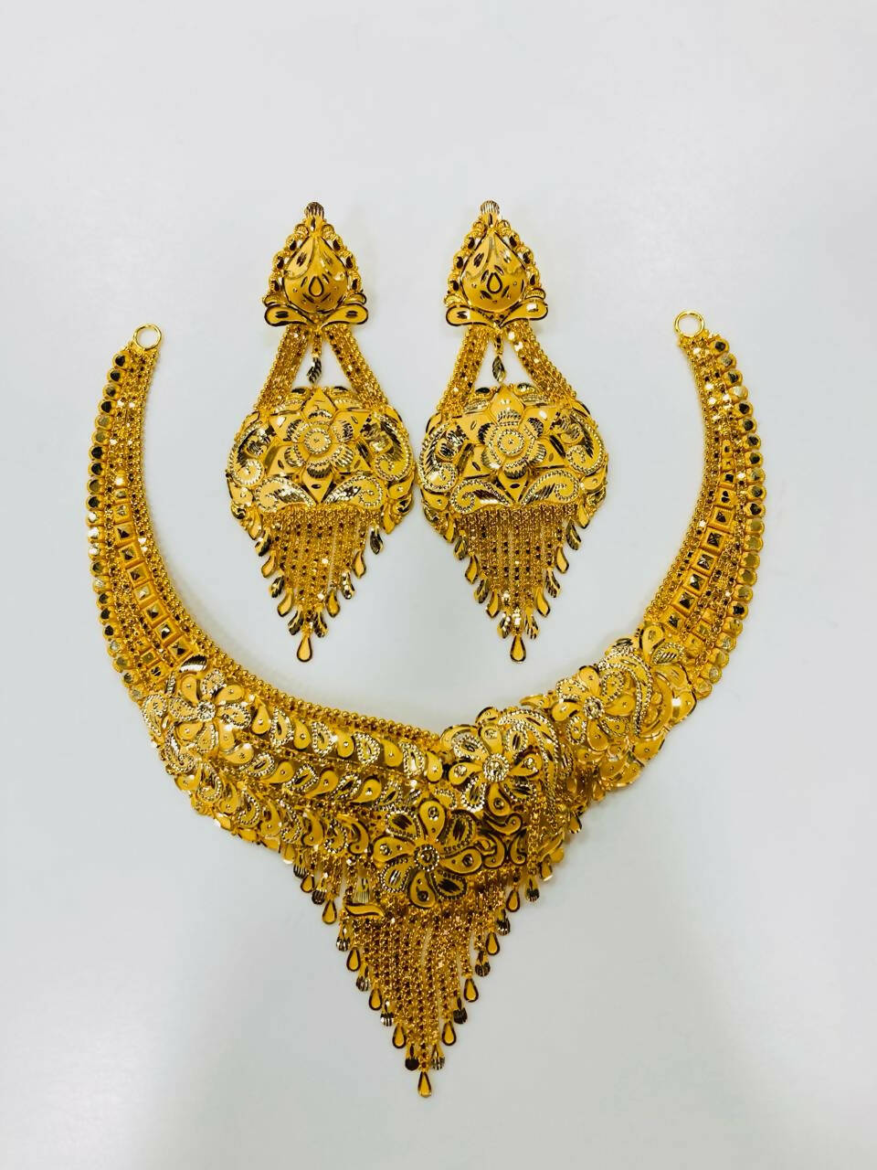 Gold Necklace Sarafa Bazar India