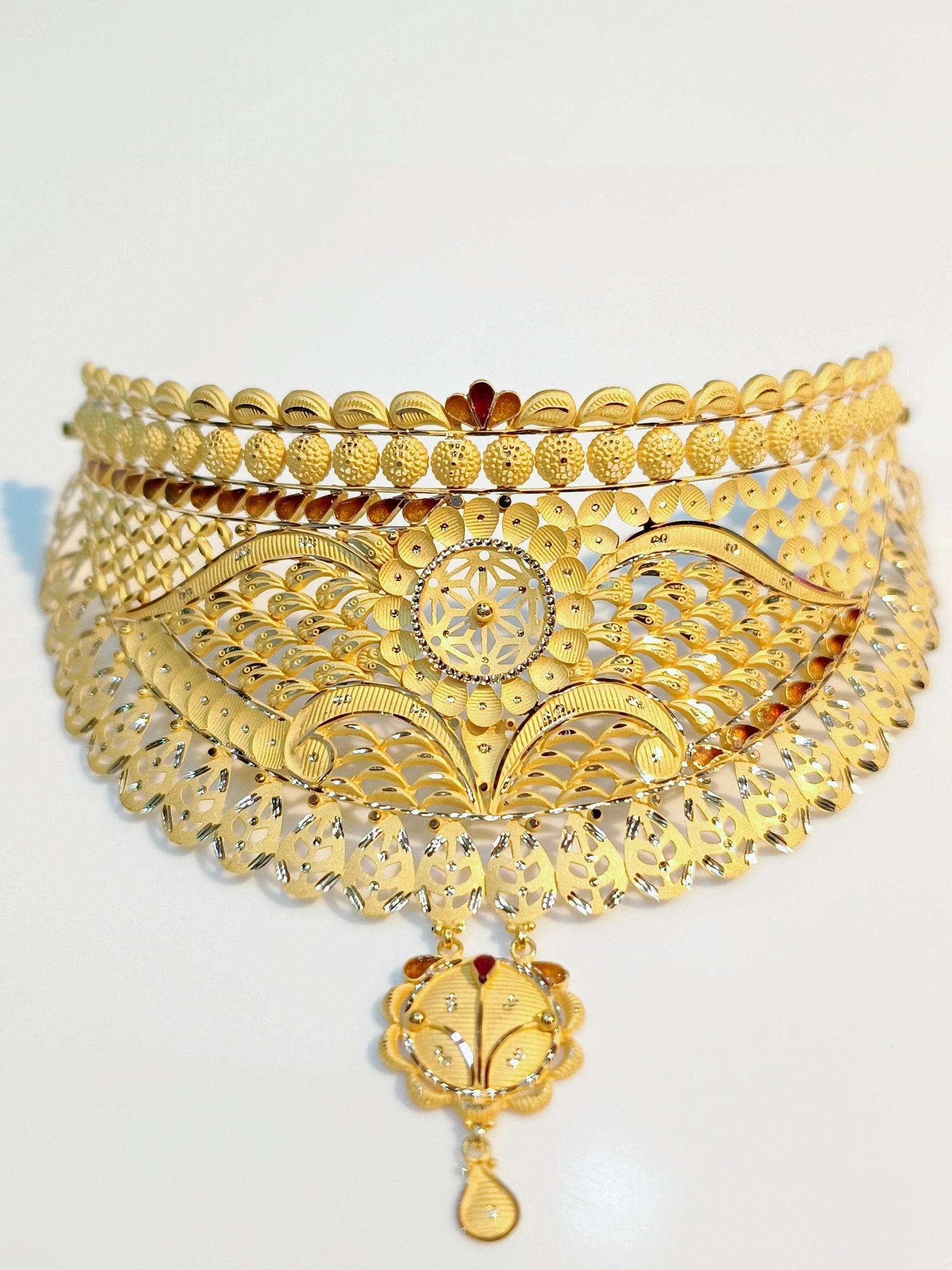 Gold Choker Sarafa Bazar India