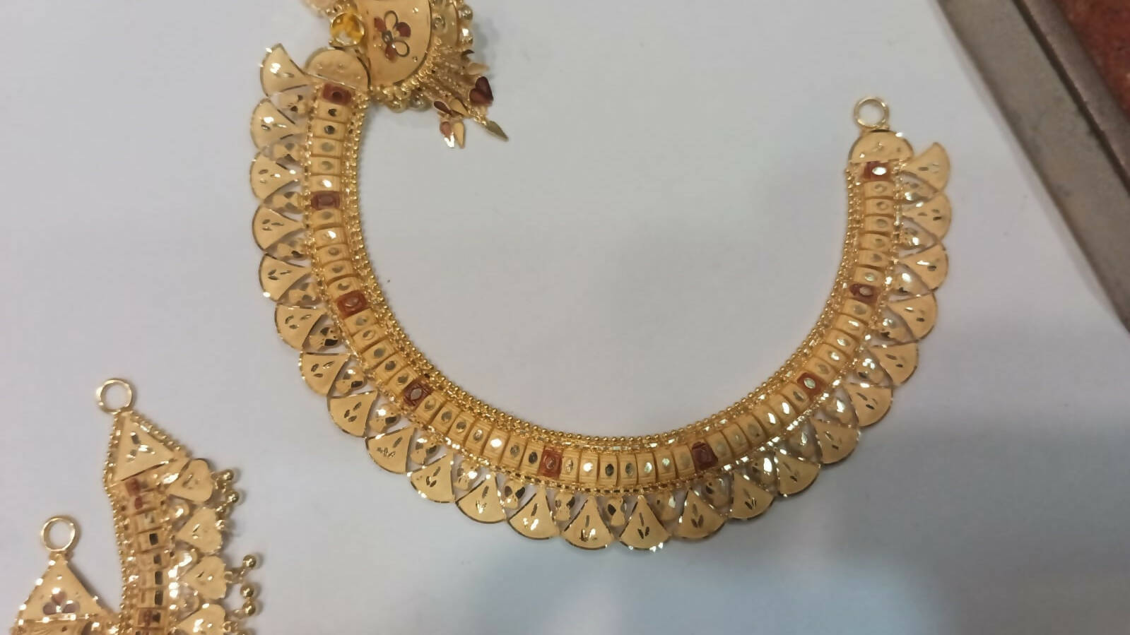 Gold Necklace Sarafa Bazar India