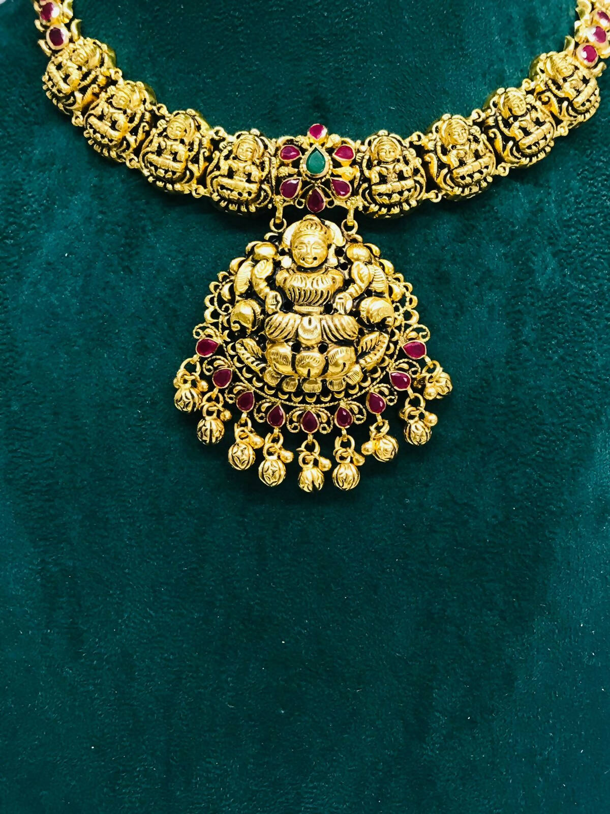 Temple Gold Necklace Sarafa Bazar India