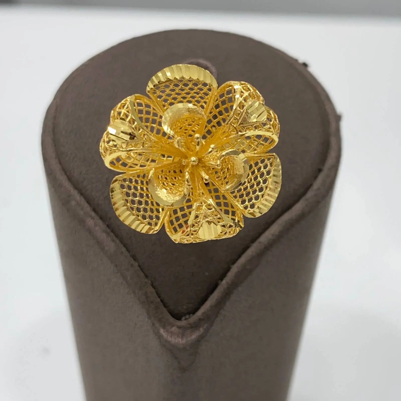 flower ring || gold ring || flower bloom ring || turhisk ring | turkish  jewellery | sone ki anguhti - YouTube