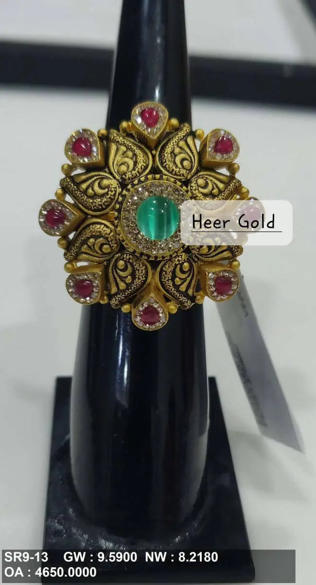 Antique Ladies Ring Sarafa Bazar India